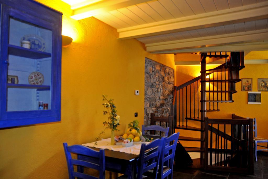 Cà dei Conti San Bartolomeo Al Mare Quarto foto
