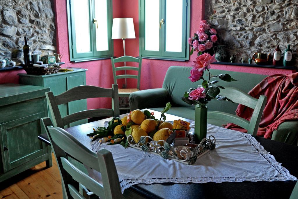Cà dei Conti San Bartolomeo Al Mare Quarto foto